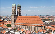 Frauenkirche Munich - View from Peterskirche Tower.jpg