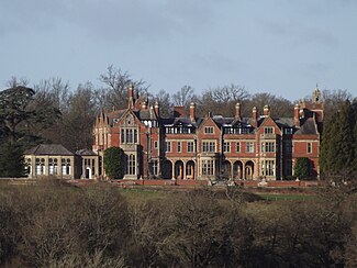 Frensham Heights School - geograph.org.uk - 2758534.jpg