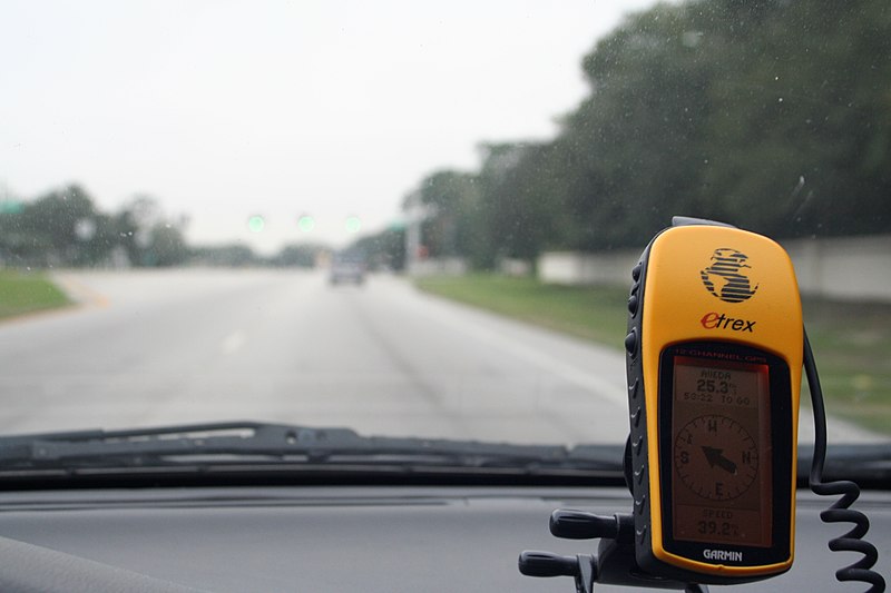 File:Garmin eTrex in car.jpg