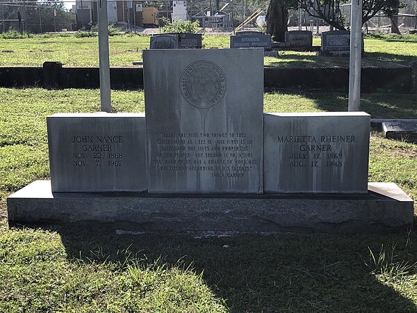 Garner's grave in Uvalde Cemetery