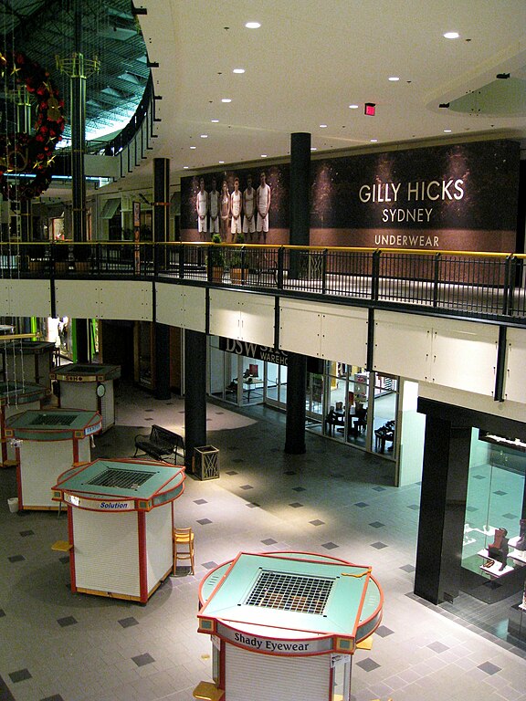 gilly hicks store near me