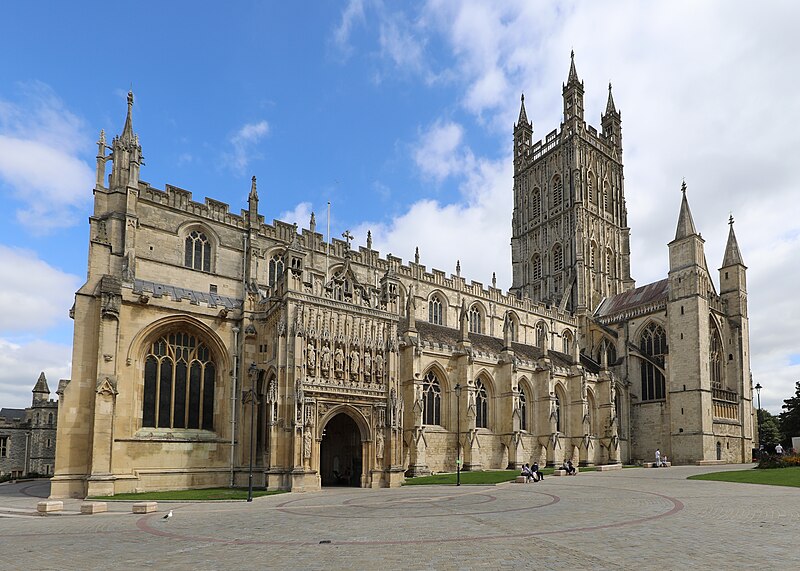 File:Gloucester Cathedral exterior 2019.JPG