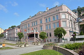 Høyers hotell på Rådhusplassen. Foto: Helge Høifødt