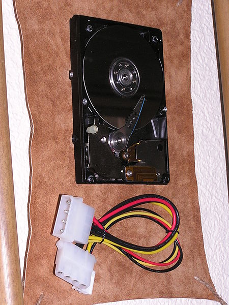 File:HDD 05.jpg