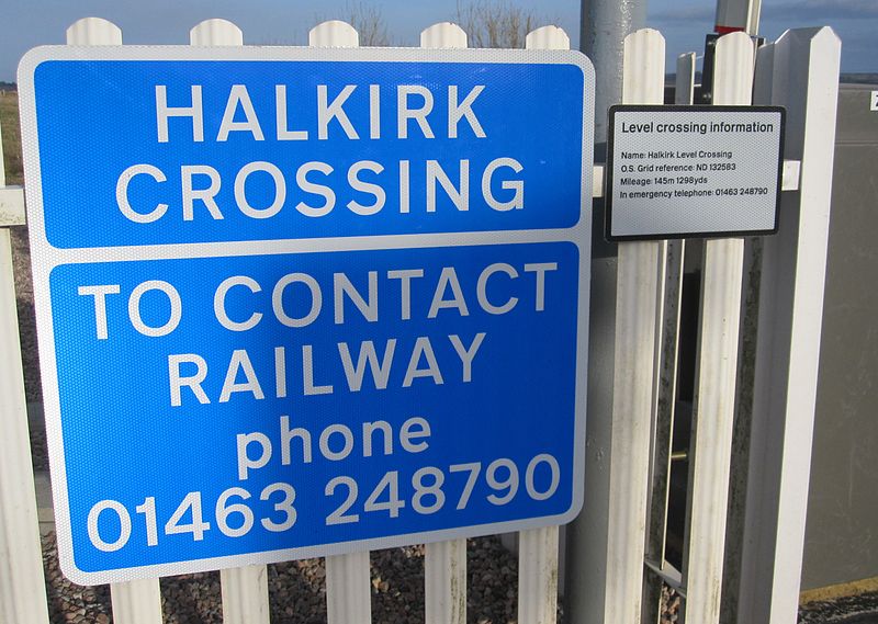 File:Halkirk level crossing information signs (13175567873).jpg