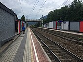 Bahnsteig 2 (links) und 1 (rechts), August 2019