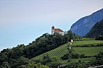 Église Sainte-Croix sur le Gleif avec neuf chapelles du calvaire