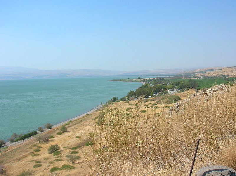 File:Isrele - Tiberias - Lake 002.jpg