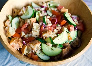 <span class="mw-page-title-main">Panzanella</span> Italian bread salad