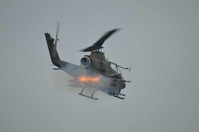 File:JSDF members on live fire exercises - Takeshi DSC 2214 (8461413460).jpg