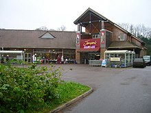 Jempson Superstore, Peasmarsh - geograph.org.inggris - 300443.jpg