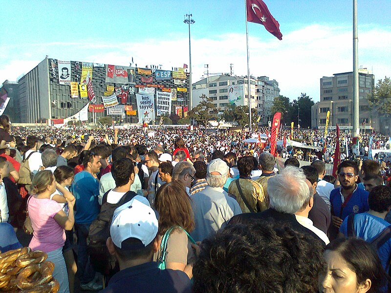 File:June08-GeziParkiTaksimSquare.jpg