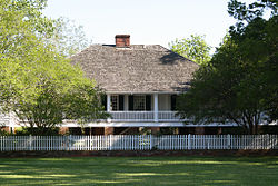 Kent Plantation House.jpg