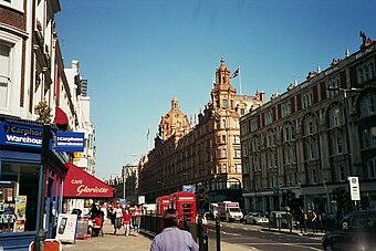 File:Knightsbridge 501588 fh000016.jpg (Quelle: Wikimedia)