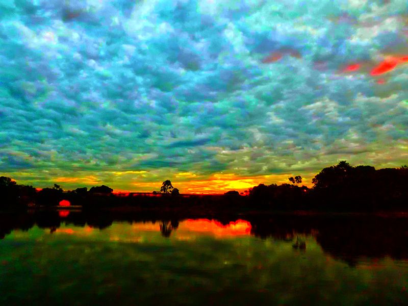 File:LAGO PERTO DO PARQUE ECOLÓGICO EUGÊNIO WALTER EM BOITUVA-SP- Sunrise - Lake in the Ecological Place in Boituva-SP-Brazil - panoramio.jpg