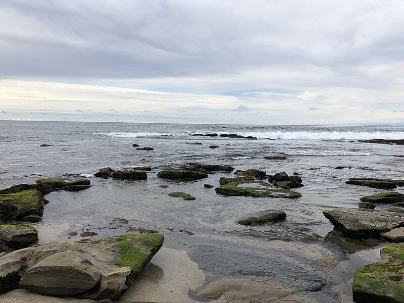 File:La Jolla Cove 1 2019-04-16.jpg