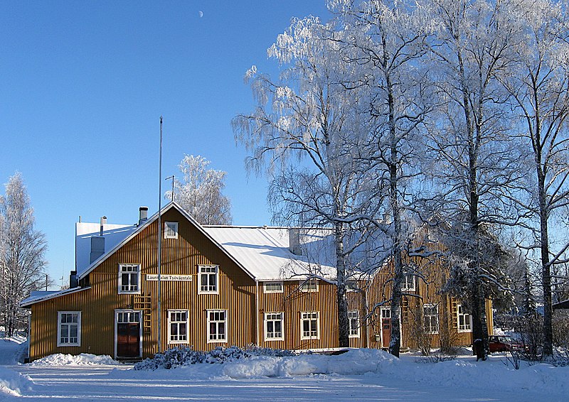 File:Lauritsala People's House.jpg