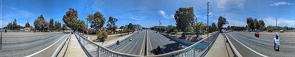 Lawrence (looking south, center) at Central Expressway