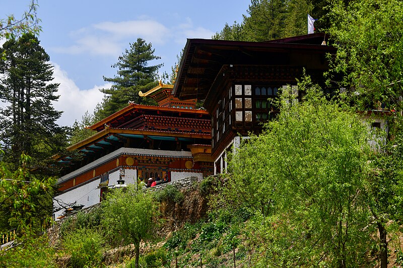 File:Lhading Gonpa, Paro.jpg