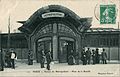 Die Metrostation „Place de la Bastille“ in Paris auf einer alten Postkarte.