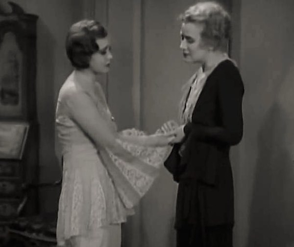 Helen Twelvetrees (left) and Charlotte Walker in Millie