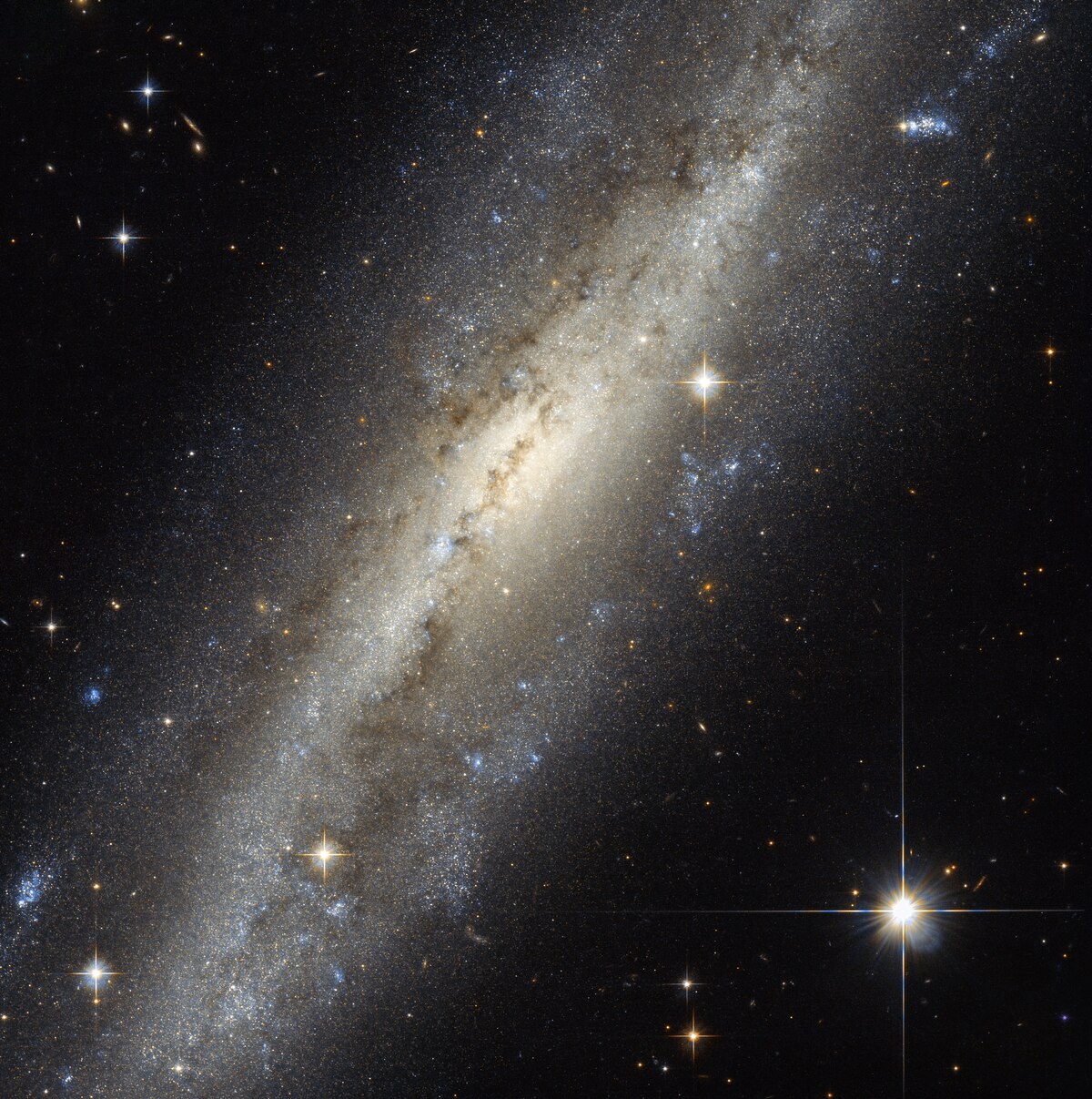 Andromeda Galaxy - Wikipedia