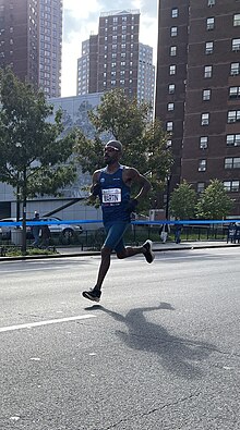 Nathan Martin at the 2023 New York City Marathon. Nathan Martin - 2023 New York City Marathon - Mile 18 - 1st Avenue and 94th Street, Manhattan (cropped).jpg