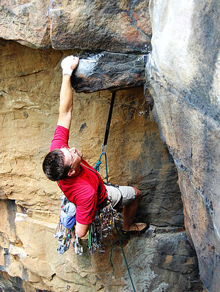 <span class="mw-page-title-main">Traditional climbing</span> Type of rock climbing