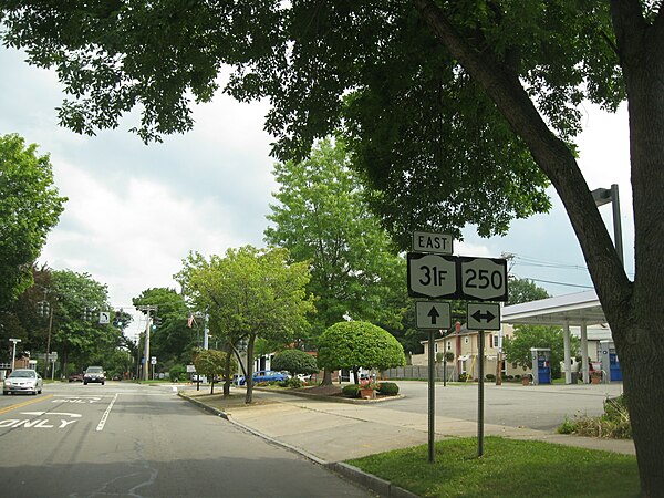 NY 31F eastbound at NY 250 in Fairport