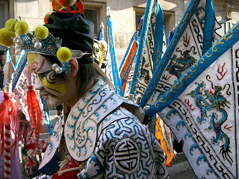 File:Nouvel an chinois à Paris.JPG