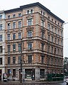 Deutsch: Wohnhaus Otto-von-Guericke-Straße 51 in Magdeburg-Altstadt. This is a photograph of an architectural monument. It is on the list of cultural monuments of Magdeburg