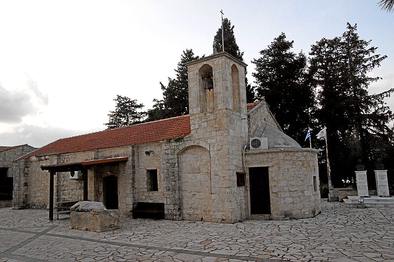 File:Pano arodes agios kalandionas.jpg