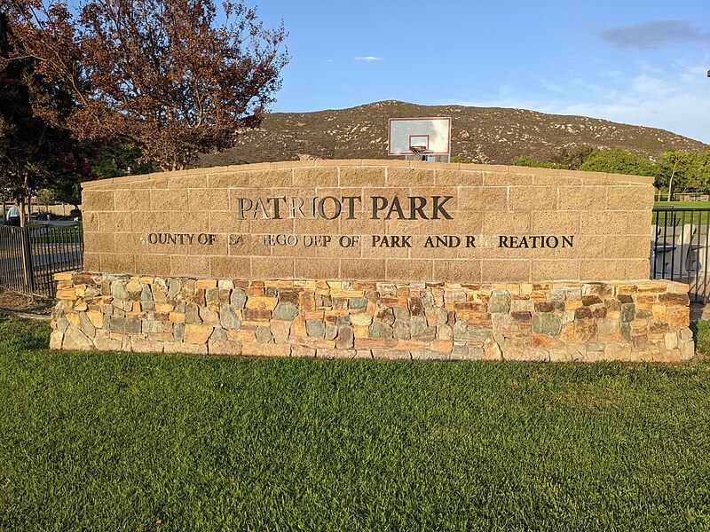 File:Patriot Park sign.jpg