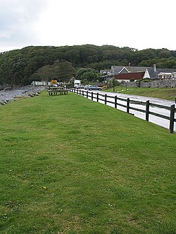 Picnic Area at Lydstep Haven - geograph.org.uk - 571679