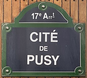 Voir la plaque.