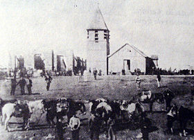 View of Dante Square at the end of the 19th century, with the first Mother Church. PrimeiraMatrizCaxias.jpg