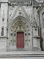 Quimper, façade sud de la cathédrale Saint-Corentin : le portail Sainte-Catherine 3