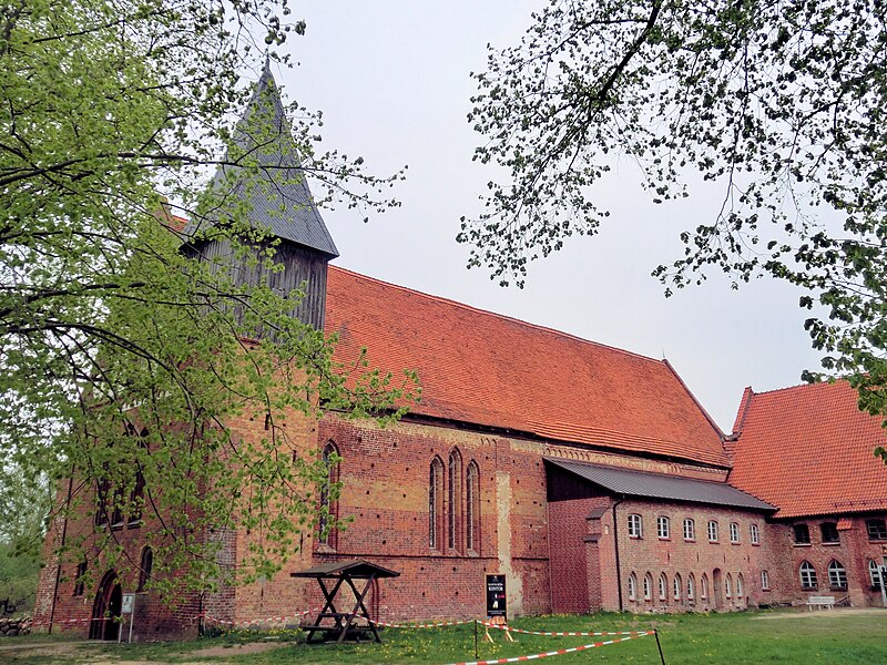 File:Rühn Kloster 04 2012-04-29.jpg