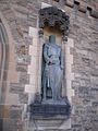 Tepat patung di pintu masuk - Edinburgh Castle.jpg