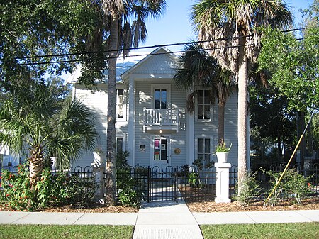 Roesch House Front 1