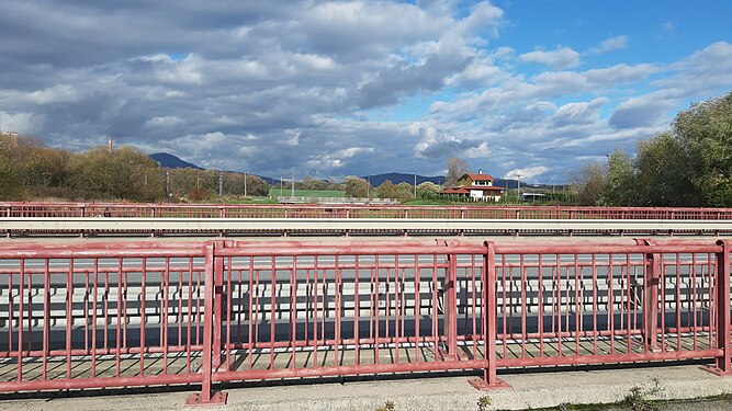 Railing on the bridge (Zábradlie na moste)