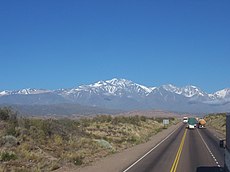 La Route nationale 7 à son passage par Mendoza.