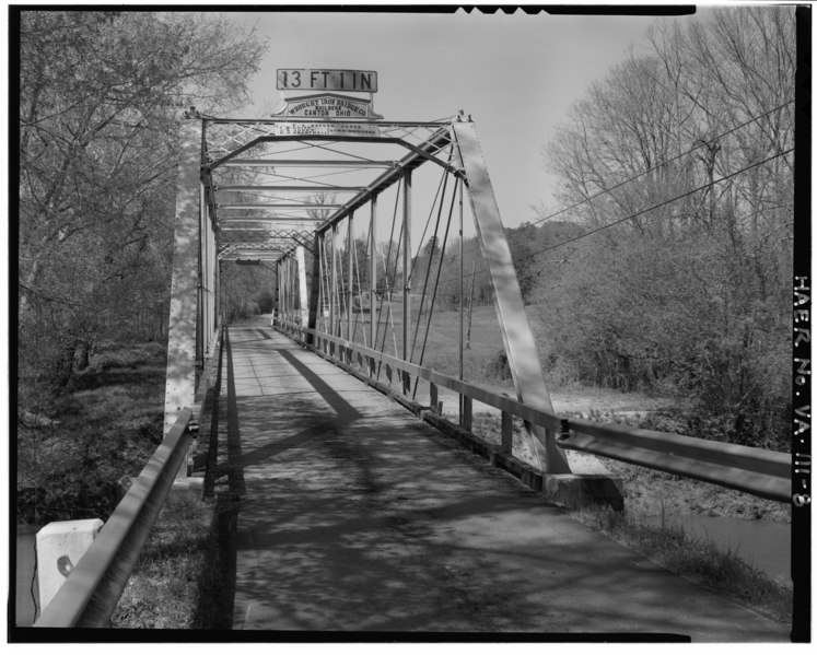 File:SOUTH PORTAL AND DECK VIEW, SOUTH SPAN, LOOKING NORTH - Gholson Bridge, Spanning Meherrin River at VA State Route 715, Lawrenceville, Brunswick County, VA HAER VA,13-LAWV.V,1-8.tif