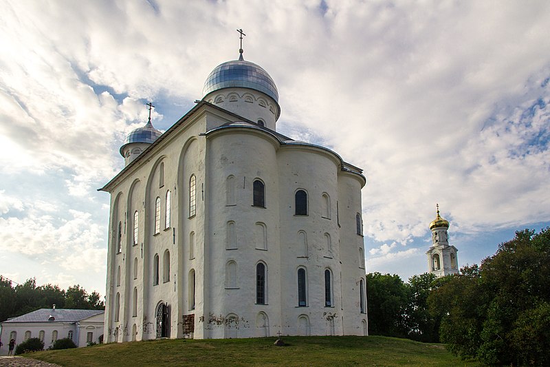 File:Saint George's Church (Veliky Novgorod).jpg