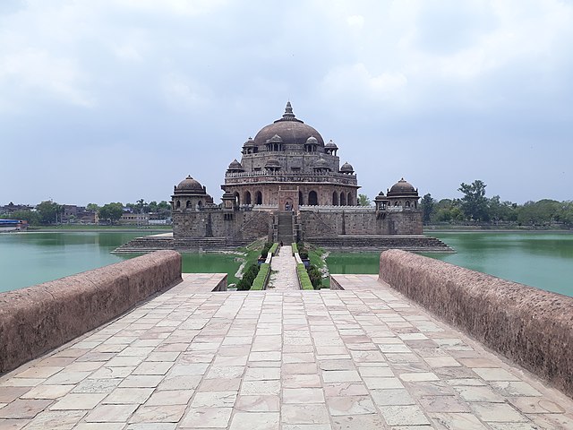Tomb of Sher Shah Suri