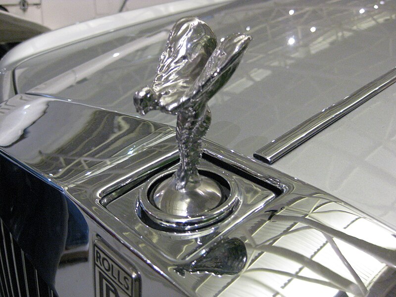 Spirit of Ecstasy ornament on a Rolls Royce