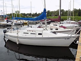 Starwind 223 perahu layar Tymoff 2770.jpg