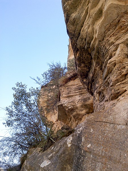 File:Sterling Pass Trail To Vultee Arch Trail, Sedona, Arizona, Coconino County - panoramio (53).jpg