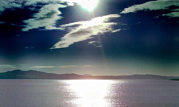 Sun over River Tay in Invergowrie, Scotland