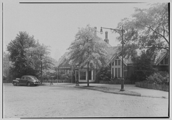File:Tavern on the Green, Central Park. LOC gsc.5a10772.tif